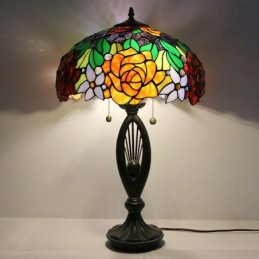 Tiffany Style Table Lamp...